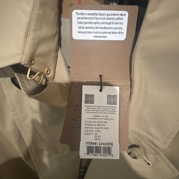Burberry Trench Coat NWT - Picture 2 of 7